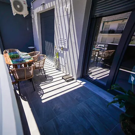 Albatross Luxury * Volos